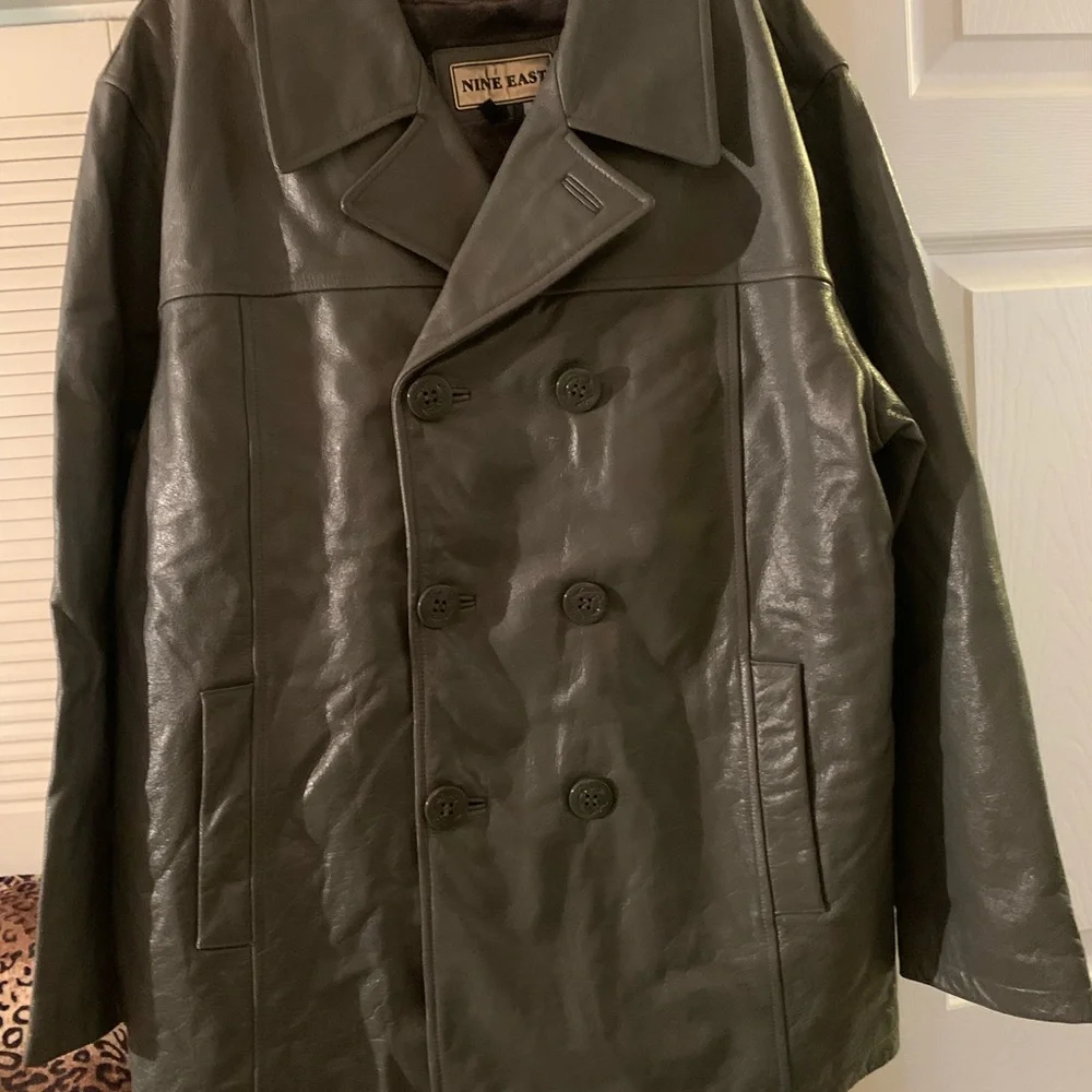 NINE EAST MALE GRAY LEATHER JACKET.